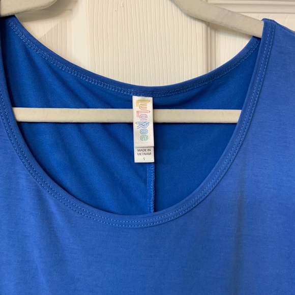LuLaRoe Perfect T BNWOT - Picture 2 of 2